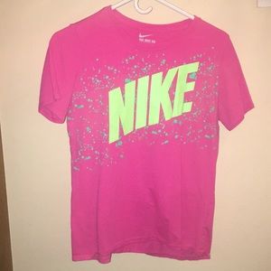 Nike T-shirt